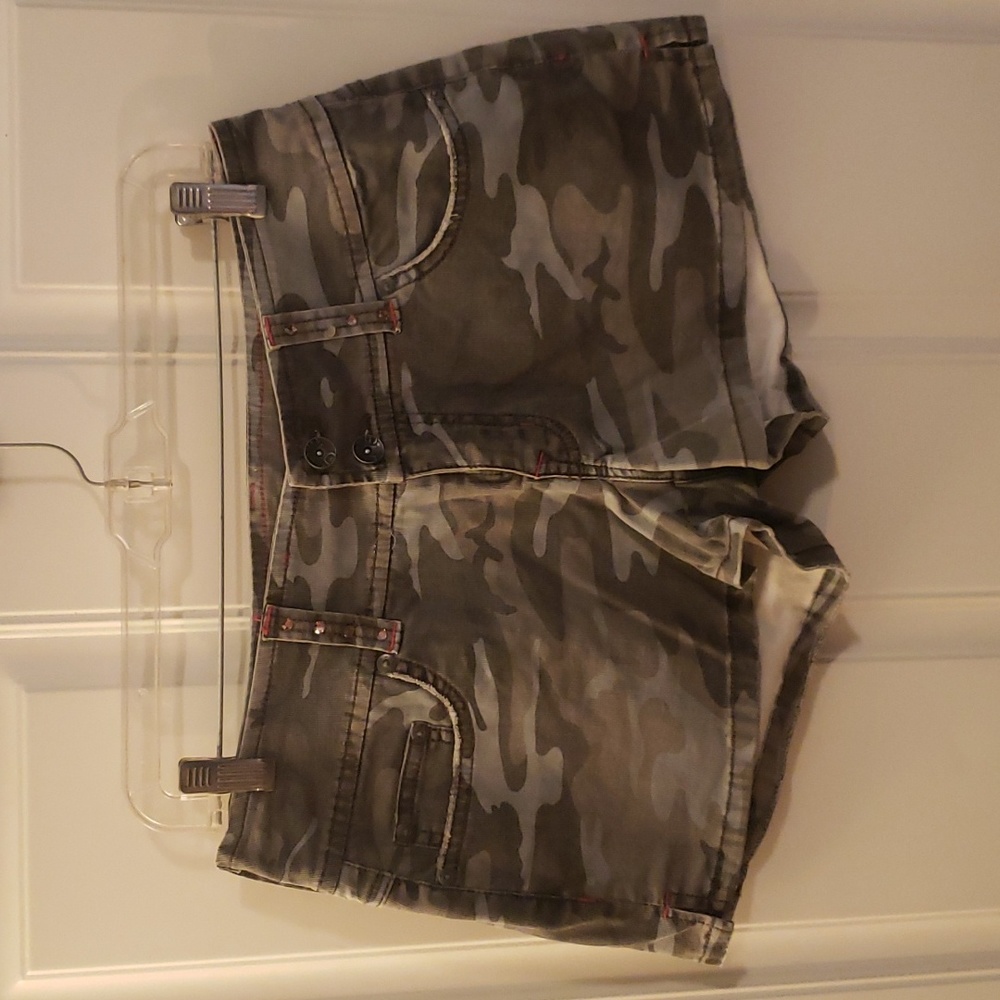 2/$12 Camo Denim Shorts by GLO Sz 9